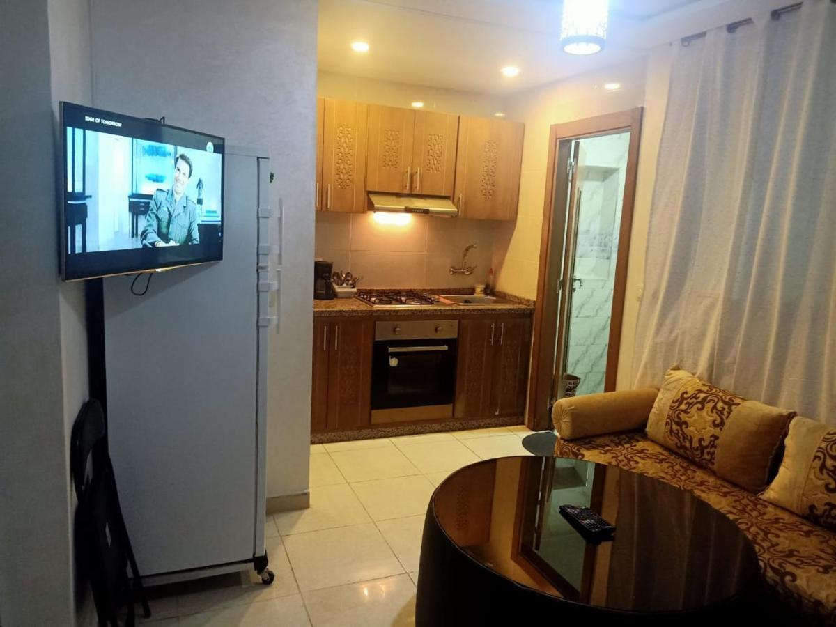 마르틸 Studio De Luxe Meuble Avec Parking 아파트 외부 사진